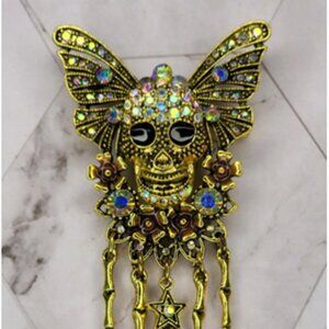 Butterfly Skull Tassel Brooch Medieval Gothic Beauty Rhinestones